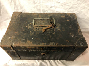 BRITISH WW2  CASHIERS BOX 1943