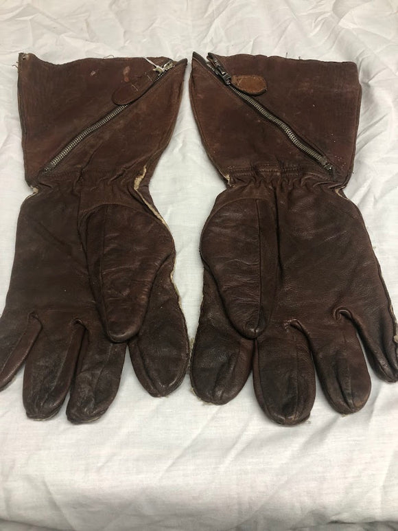 RAF GLOVES 1941 PATTERN NAMED
